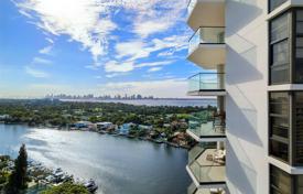 Condo – Collins Avenue, Miami, Florida,  USA for $2,226,000