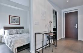 Apartment – Temperance Street, Old Toronto, Toronto,  Ontario,   Canada for C$973,000