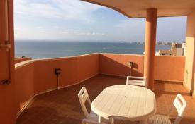 Sunny penthouse with panoramic sea views in La Manga del Mar Menor, Murcia, Spain for 242,000 €