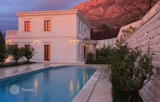 3-bedroom villa 550 m² in Budva city for 3,100,000 €