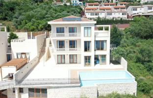 4-bedroom villa 605 m² in Budva city for 2,000,000 €