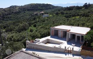 2-bedroom apartment in new building 94 m² in Platanias for 480,000 €