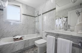 Duplex Penthouse for sale in Puente Romano, Marbella Golden Mile for 4,690,000 €