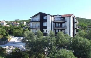 Furnished apartment with a sea view in Krimovice, Budva Riviera, Montenegro for 275,000 €