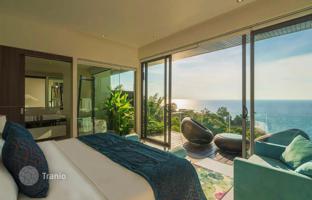 6-bedroom villa 1,800 m² in Kamala for $5,000,000