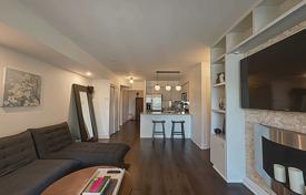 Apartment – Scollard Street, Old Toronto, Toronto,  Ontario,   Canada for C$1,035,000