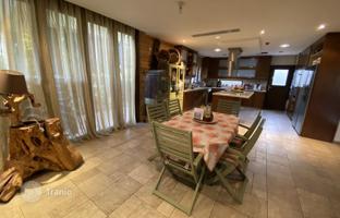 5-bedroom cottage 350 m² in Limassol for 1,200,000 €