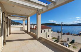 Three-storey villa by the sea in Corinth, Peloponnese, Greece for 450,000 €