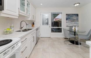 8-bedroom house in Scarborough for C$1,408,000