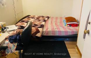 9-bedroom house in Scarborough for C$1,176,000