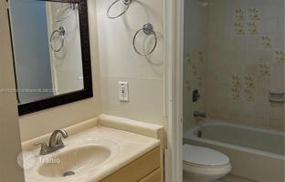 1-bedroom apartments in condo 72 m² in Miami Beach for $265,000