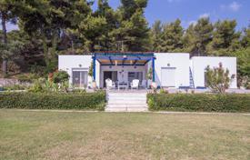 Renovated beachfront villa, Kassandra, Greece for 1,100,000 €