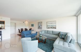 2-bedroom apartments in condo 141 m² in Sunny Isles Beach for $570,000