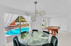 Townhome – Hollywood, Florida, USA for $899,000