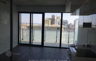 4-bedroom apartment in Roehampton Avenue for C$839,000