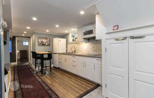 11-bedroom house in East York for C$1,594,000