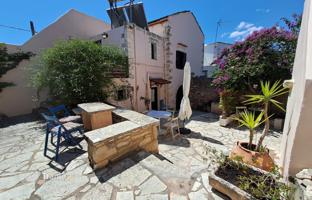 Land plot 200 m² in Chania for 525,000 €