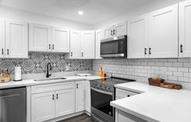 Townhome – Hollywood, Florida, USA for $920,000
