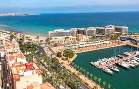 Furnished two-bedroom apartment 200 m from the sea, Alicante, Spain for 295,000 €