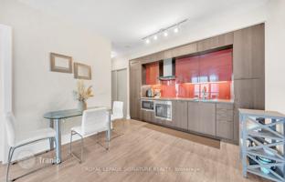 4-bedroom apartment in Front Street West for C$1,165,000