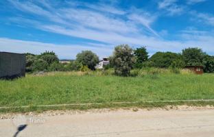 Land plot 600 m² in Medulin for 258,000 €