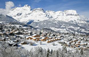 Chalet project with a plot of land and a panoramic view, Combloux, France for 2,658,000 €