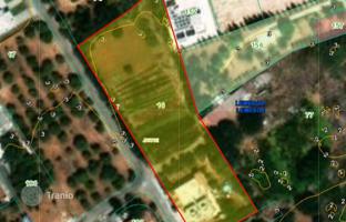 Land plot 1,952 m² in Zakaki for 1,150,000 €