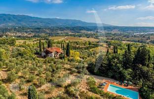 Land plot 662 m² in Rignano sull'Arno for 1,390,000 €
