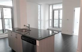 Apartment – Bathurst Street, Toronto, Ontario,  Canada for C$858,000