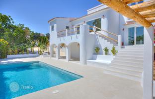 5-bedroom cottage 204 m² in Moraira for 1,389,000 €
