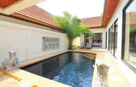 Villa with 3 bedroom and private pool in Jomtien for $272,000