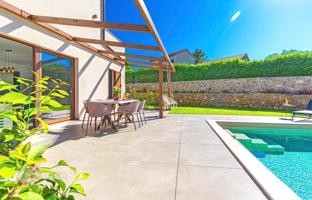 3-bedroom house 140 m² in Krk for 720,000 €