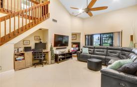 Townhome – Tamarac, Broward, Florida,  USA for $440,000