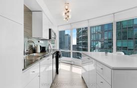 Apartment – Front Street West, Old Toronto, Toronto,  Ontario,   Canada for C$1,020,000