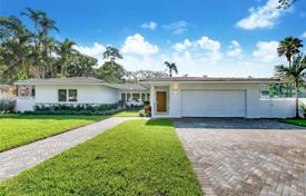 Comfortable cottage with a garage, a plot and a terrace, Miami, USA for $2,395,000