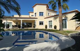 Villa with terrace, in a quiet area for 1,350,000 €
