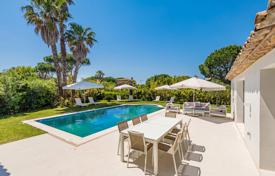 Detached house – Saint-Tropez, Côte d'Azur (French Riviera), France for 5,700,000 €