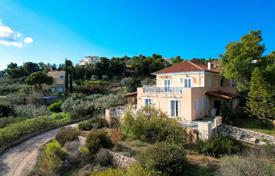 Spacious bright villa with a large plot and beautiful views in Kranidi, Peloponnese, Greece for 475,000 €