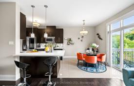 Terraced house – Kingston Road, Toronto, Ontario,  Canada for C$1,407,000