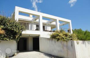 3-bedroom house 264 m² in Kalandra for 370,000 €