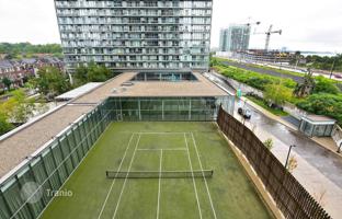 5-bedroom apartment in The Queensway for C$957,000