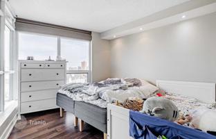 2-bedroom apartment in Broadview Avenue for C$1,204,000