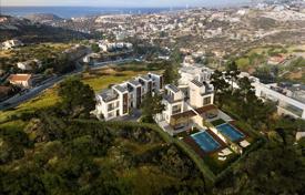 New gated residential complex with swimming pools and sea views close to the beach and the center of Limassol, Agios Tychonas, Cyprus for From 300,000 €