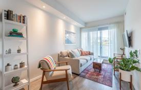 Apartment – Bathurst Street, Toronto, Ontario,  Canada for C$984,000