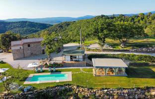 9-bedroom mansion in Suvereto for 2,500,000 €