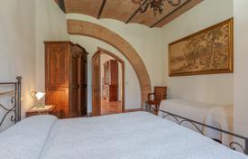 10-bedrooms country seat 685 m² in Castiglione del Lago, Italy for 690,000 €