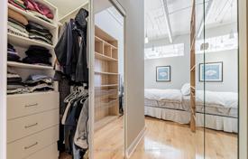 Apartment – King Street, Old Toronto, Toronto,  Ontario,   Canada for C$1,098,000
