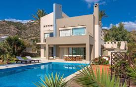 Stylish modern villa with a swimming pool and an access to the sea in a quiet area, 20 m from the beach, Istron, Crete, Greece for 2,200 € per week