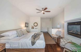 8-bedroom townhouse in Old Toronto for C$2,097,000