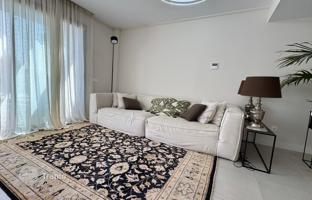 Spacious renovated apartment with sea views in Estepona, Andalusia, Spain for 695,000 €